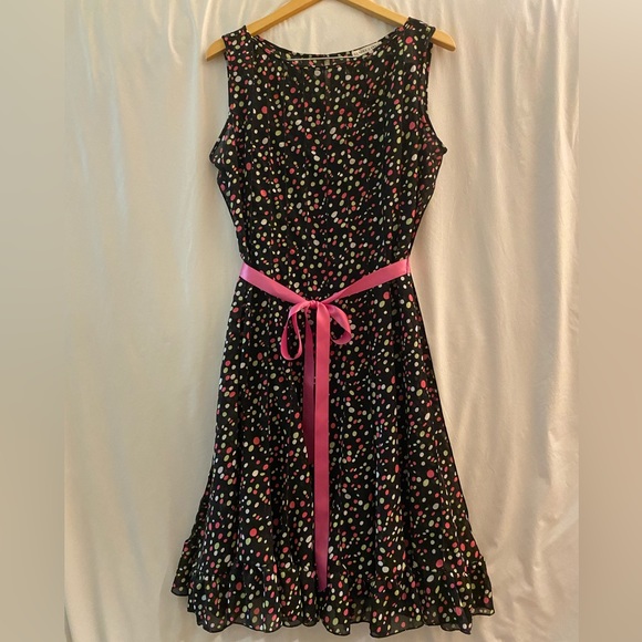 Classy Polka-Dot Dress (16) - Picture 1 of 14